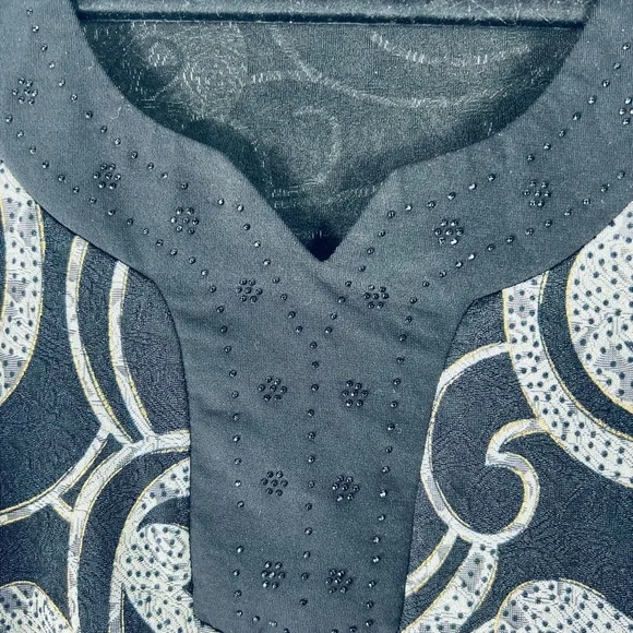 Black and White Long Sleeve Dress - Picture 10 of 10